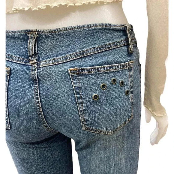 Garage Vintage Y2K Flare Bell Bottom Grommet  Detail Jeans Size 9 - Picture 6 of 15